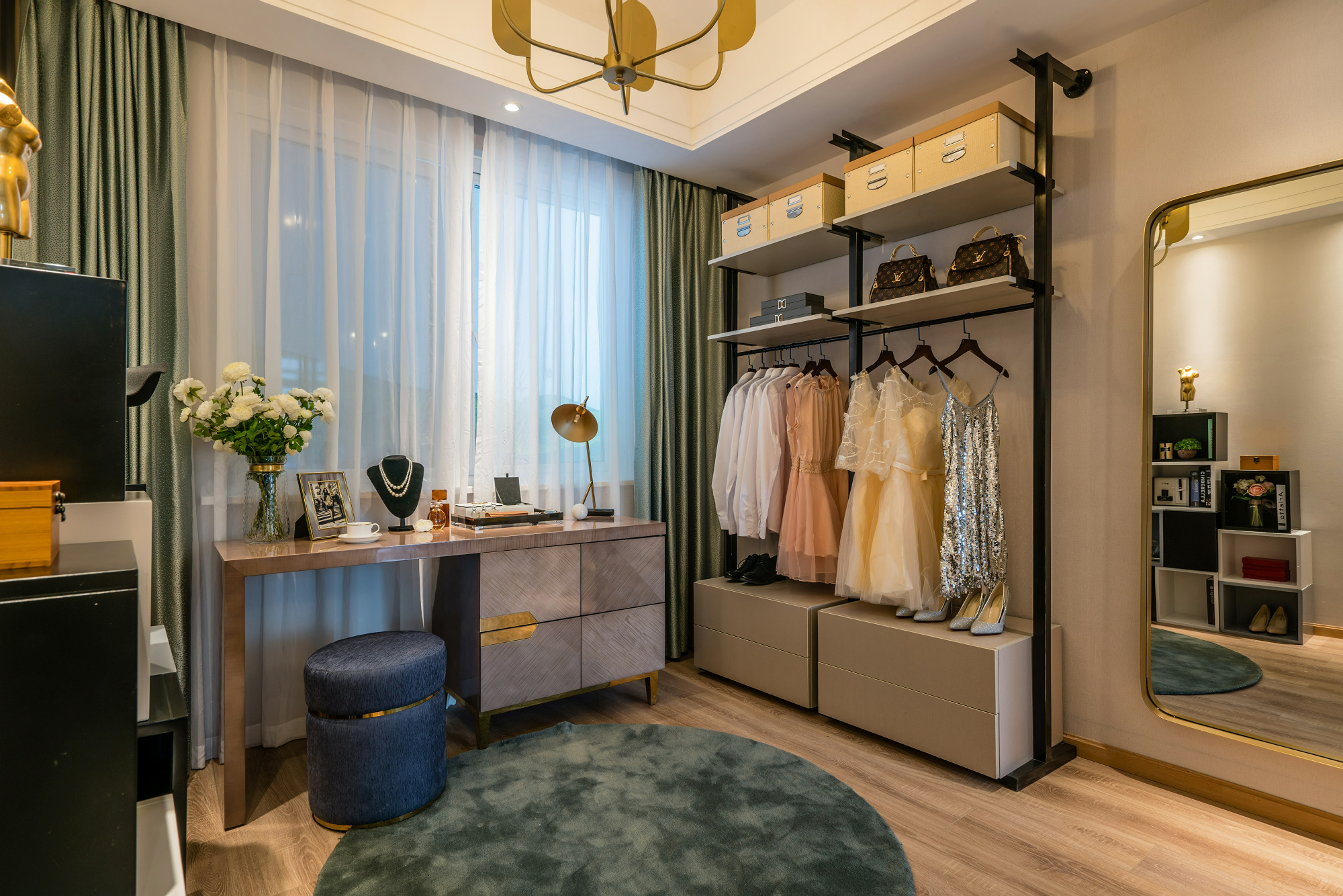 灰色窗帘在软装中，到底有多少种搭配法